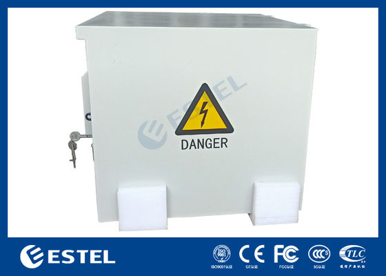 ৮U IP55 RAL7035 আউটডোর পোল মাউন্ট টেলিকম ক্যাবিনেট তাপমাত্রা থার্মাল কন্ট্রোল সহ