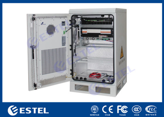 ইস্পাত বহিরঙ্গন প্রাচীর মাউন্ট মন্ত্রিসভা মেরু মাউন্ট ঘের Equipemnt ব্যাটারি টাইপ তাপ এক্সচেঞ্জার কুলিং সঙ্গে